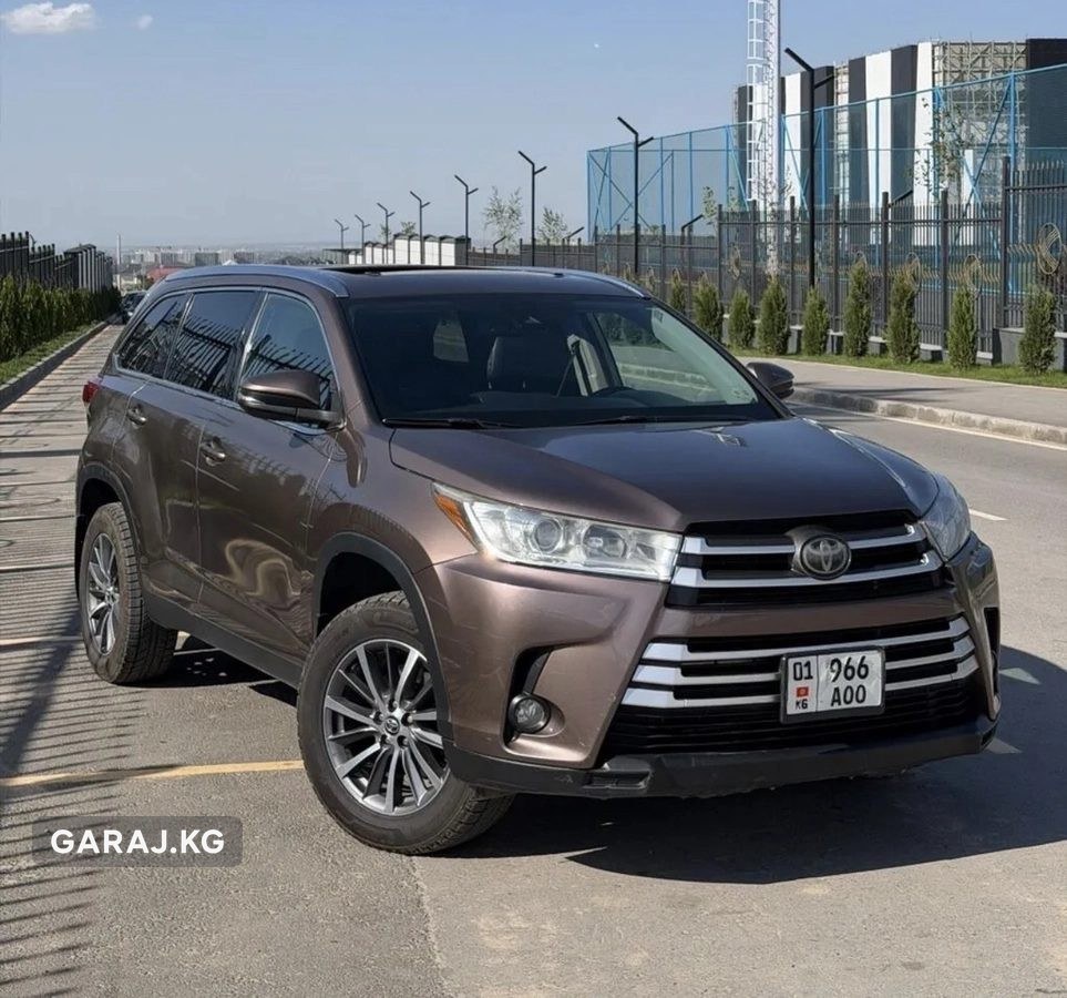 Toyota Highlander 2018, Бишкек