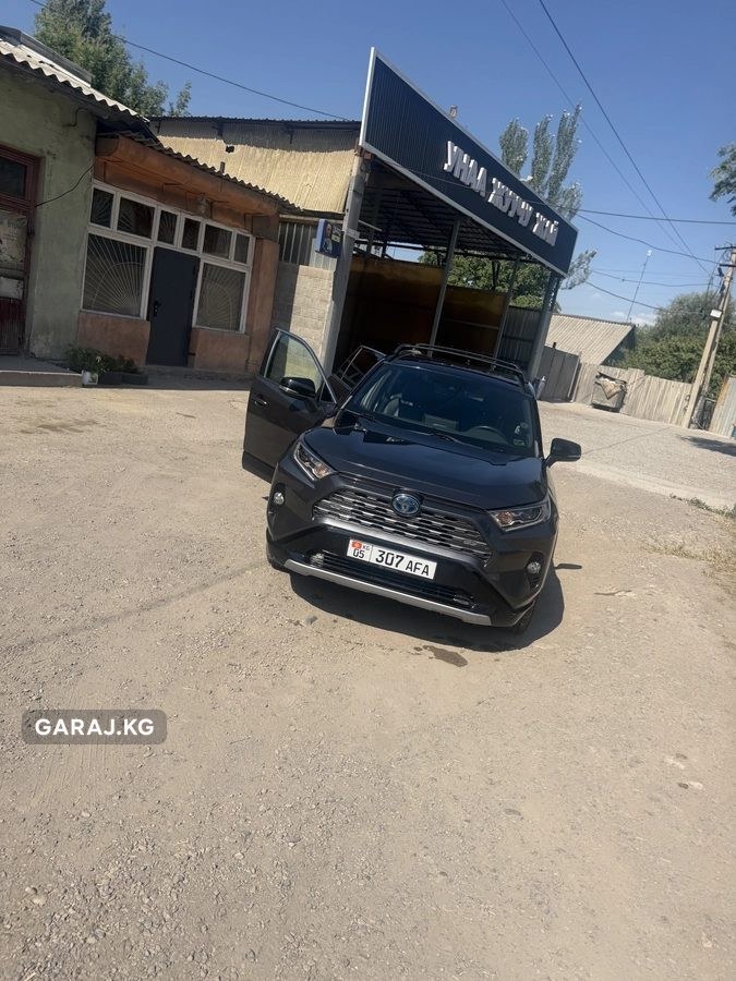 Toyota RAV4 2020, Бишкек