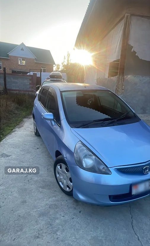 Honda Fit 2003, Баткен
