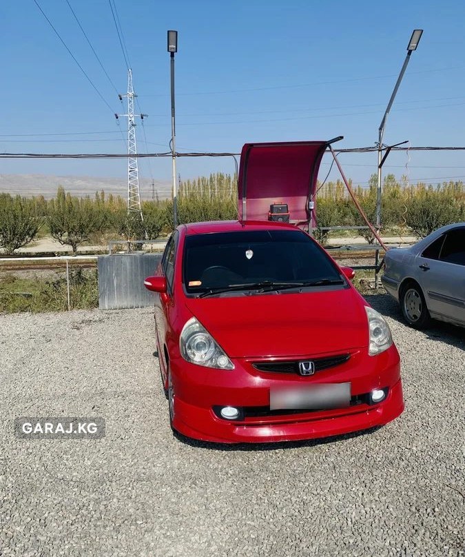 Honda Fit 2003, Кызыл-Кия