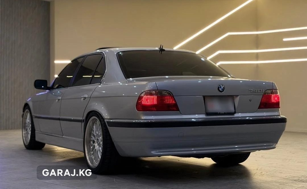 BMW 7 Series 2001, Бишкек
