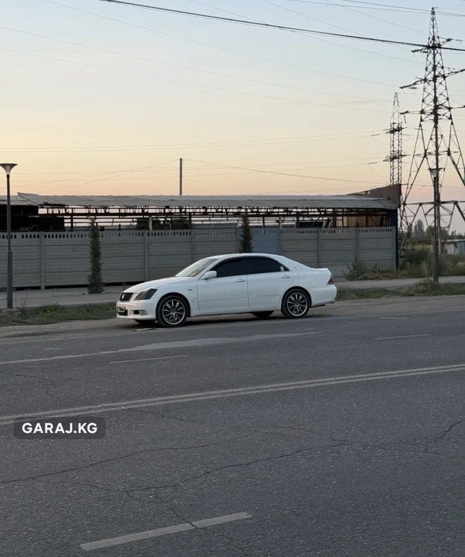 Toyota Crown 2004, Ош